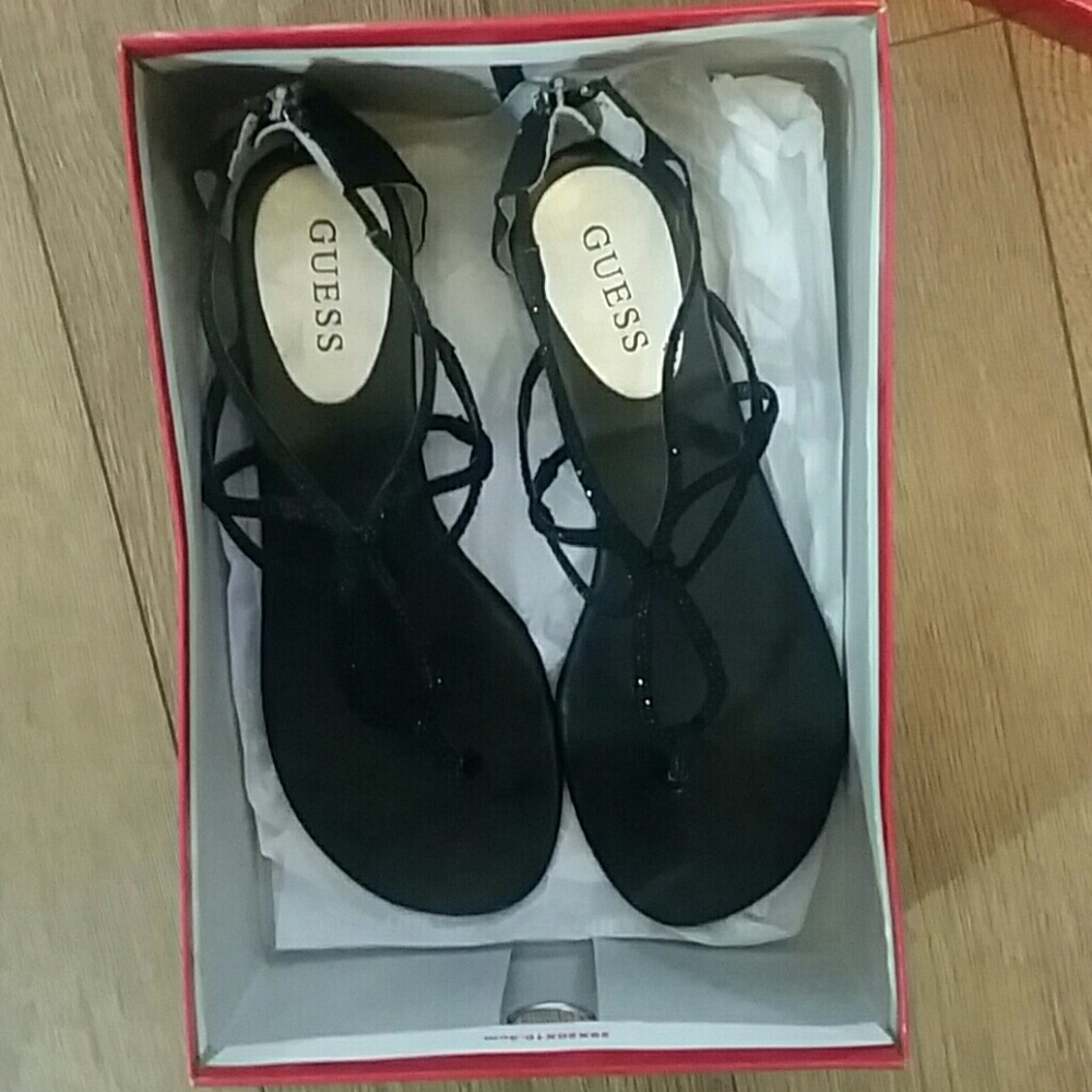 Guess sandals new